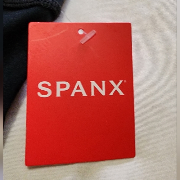 SPANX by Sarah Blakely NWT Tall Flare Black Yoga Pants 1X - Picture 4 of 12